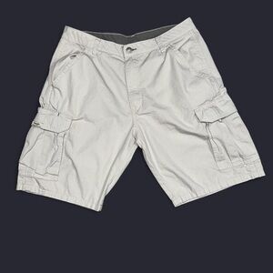 Wrangler Light Gray Cargo Shorts